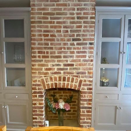 Luxurious 3 Bedroom House With Permit Parking NWI Exterior foto