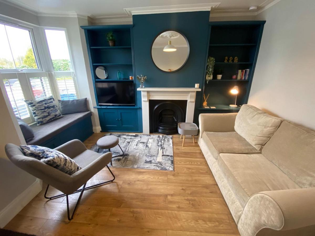Luxurious 3 Bedroom House With Permit Parking NWI Exterior foto